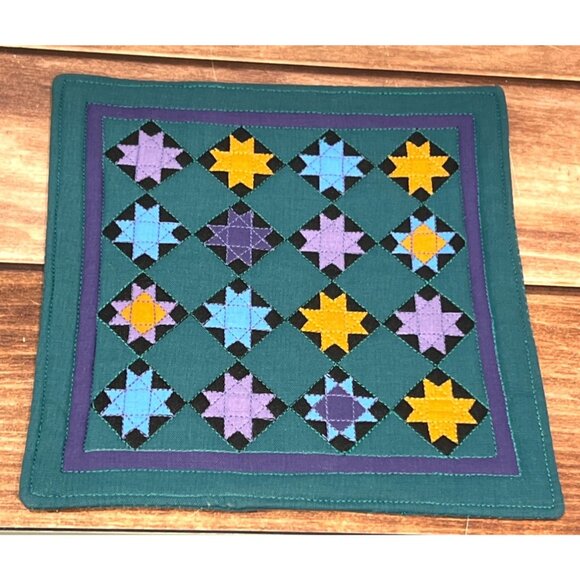 1.1 VTG Amish Heritage Collection Willitts Frameable Quilt by Ann Dezendorf 6X6 - Picture 1 of 8